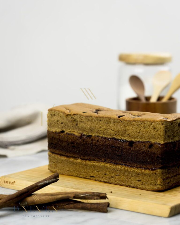 Slices of Old Style Spiku with spiced layers