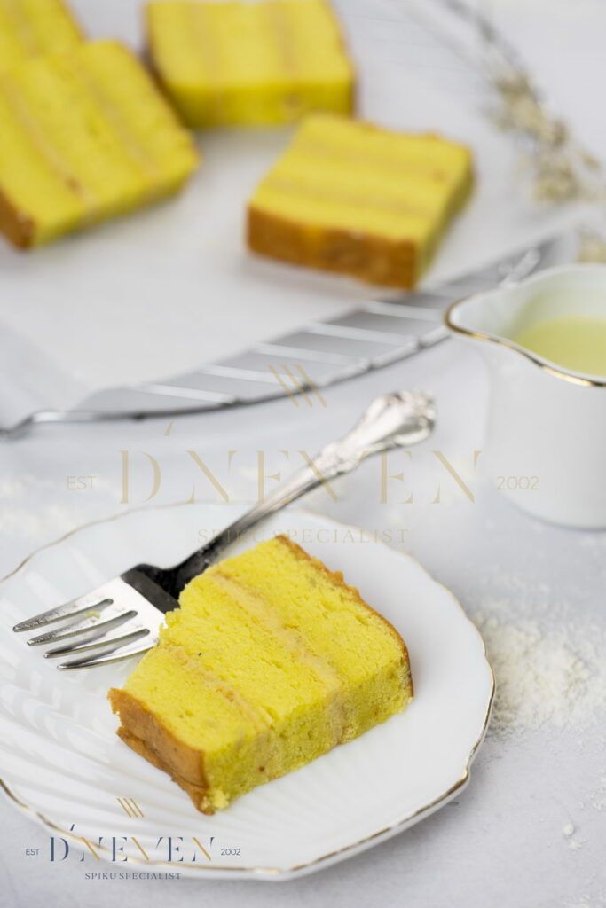 Slices of The King Spiku with durian layers
