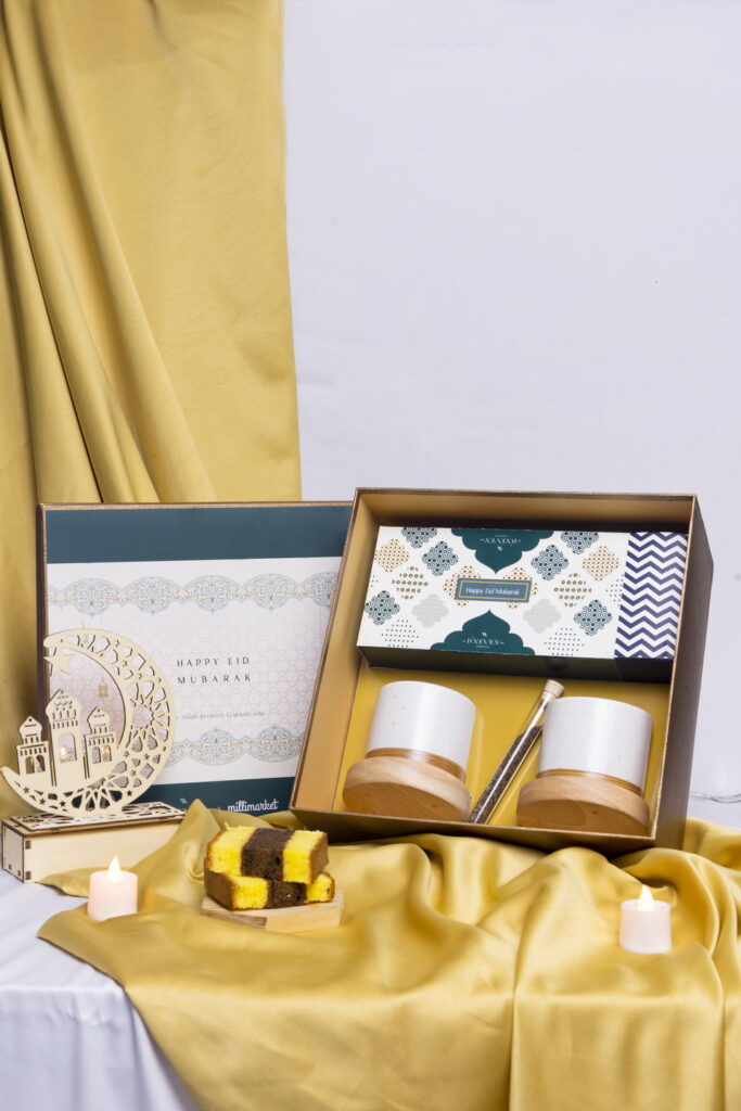 DNEVEN-Spiku-Specialist-Spiku-Lapis-Cake-Oleh-oleh-Surabaya-Spikoe-Resep-Kuno-12-Emir